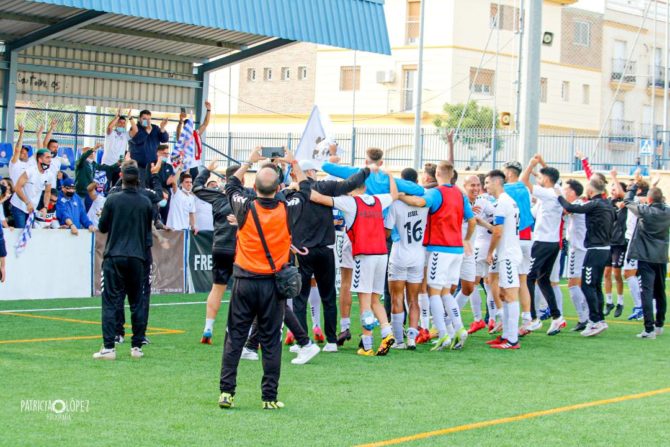 El Vélez C.F. asciende a 2ªdivisión de la R.F.E.F