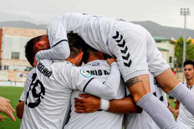 El Vélez C.F. asciende a 2ªdivisión de la R.F.E.F