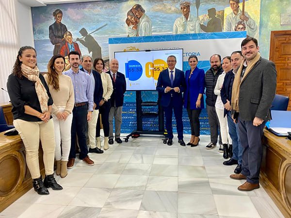 rincon-victoria El nuevo documento está cifrado en 55,32 millones de euros en ingresos, y 55,32 de gastos, con hasta dos millones de incremento en las partidas para mejorar los servicios diarios y el día a día de los vecinos de Rincón de la Victoria.