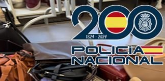 La trama adquiría los artículos falsificados a través de páginas de venta online pertenecientes al mercado asiático y, posteriormente, los comercializaba como genuinos en un establecimiento de la localidad malagueña.