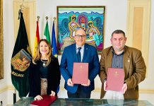 El Ayuntamiento refuerza su compromiso con la Semana Santa de Vélez-Málaga mediante un convenio Semana Santa Vélez