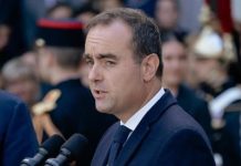 Dimite el primer ministro de Francia un día después de formar Gobierno La oposición reclama la disolución de la Asamblea Nacional o la dimisión de Macron para sortear la crisis.
