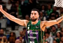 Estreno a lo grande del Unicaja tras imponerse al Surne Bilbao Basket Olek Balcerowski, el mejor (17 puntos, 4 rebotes, 18 de valoración).